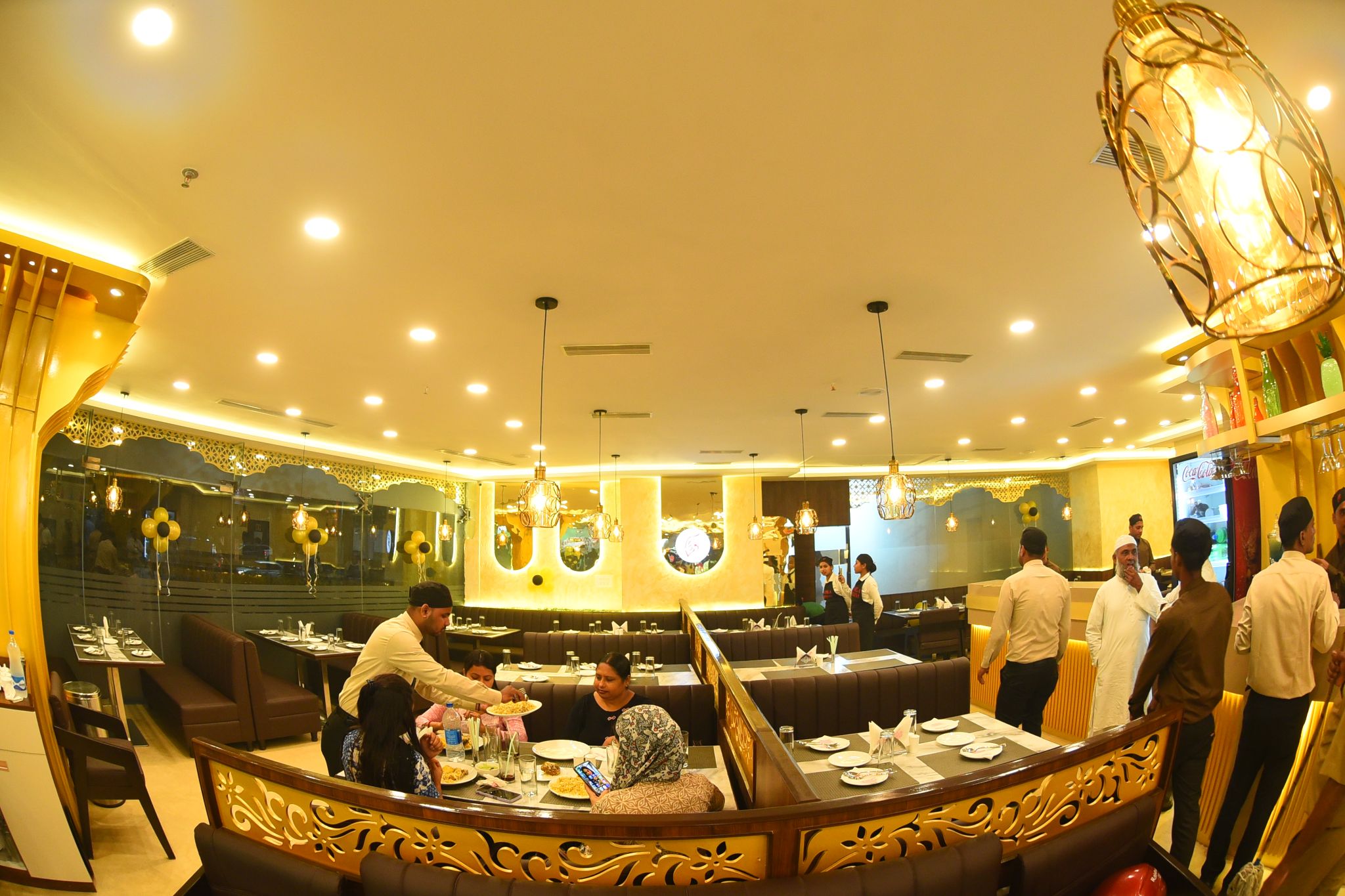 Read more about the article Shimla Biryani – Restaurant Interiors in Lake Town, Kolkata