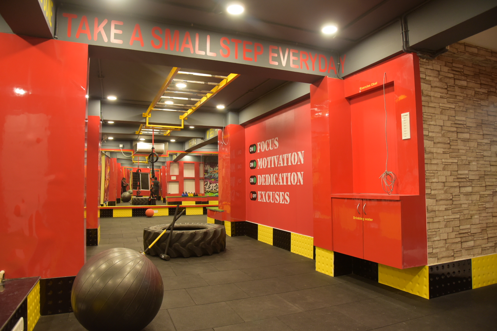 Read more about the article Red Raw Crossfit – Gym Interiors in Garia, Kolkata